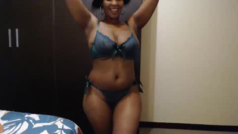 stonefruit76 online show from 03.11.25