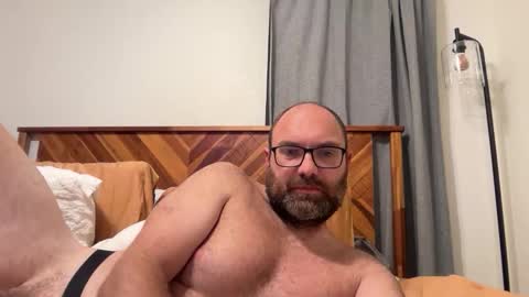 stoney8inches online show from 11.04.25