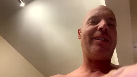 Snapshot of stoodley22 chatting on 10.14.25 Stoodley22 online show from 10.14.25