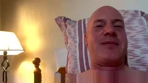 Snapshot of stoodley22 chatting on 04.02.26 Stoodley22 online show from 04.02.26