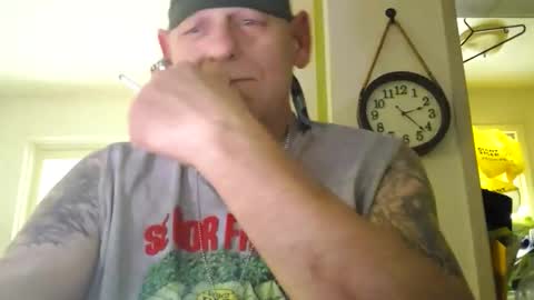 Snapshot of stormynorm14 chatting on 12.17.25 stormynorm14 online show from 12.17.25