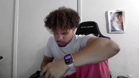 Snapshot of str8dj chatting on 10.30.25 Dj online show from 10.30.25