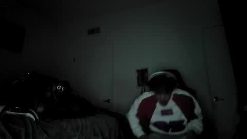 Snapshot of str8dj chatting on 11.24.25 Dj online show from 11.24.25