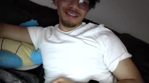 Snapshot of str8dj chatting on 02.15.26 Dj online show from 02.15.26