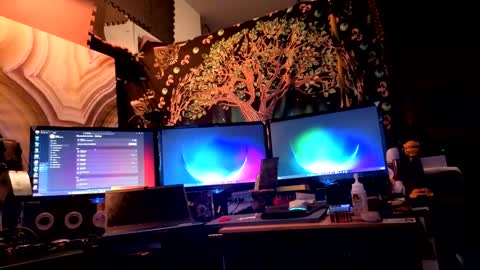 Str8 online show from 10.14.25