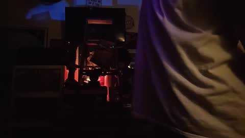 Str8 online show from 11.03.25