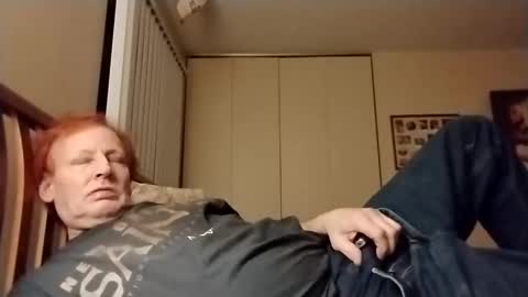 straddlemy1111 online show from 12.23.25