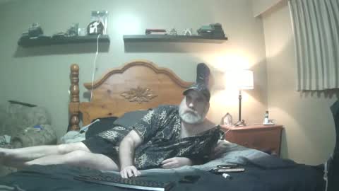 Straightbear4you online show from 02.27.25