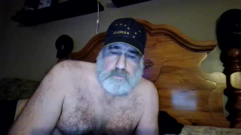 Snapshot of straightbear4you chatting on 07.19.26 Straightbear4you online show from 07.19.26