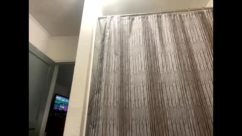 Snapshot of straightoutthetrailer chatting on 01.05.25 lucille beatrice luficer call me lucy online show from 01.05.25