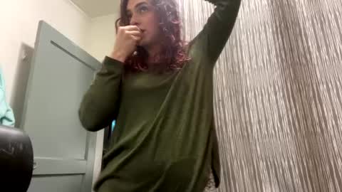 Snapshot of straightoutthetrailer chatting on 01.07.25 lucille beatrice luficer call me lucy online show from 01.07.25