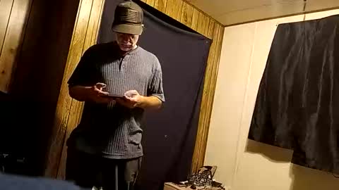 straighttoy online show from 11.25.25