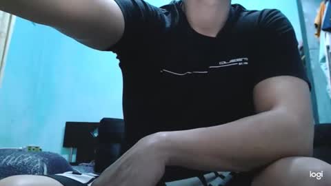 Snapshot of straiker_ chatting on 02.10.26 striker online show from 02.10.26