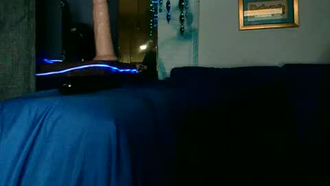 straitpipermann22 online show from 11.26.25