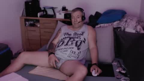 Stranger online show from 10.12.25