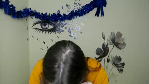 Snapshot of stranger_giirl chatting on 01.08.25 Amalia online show from 01.08.25