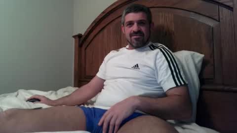 strangeratnight87 online show from 12.15.25