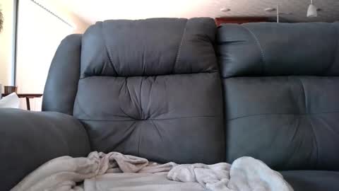 strangeratnight87 online show from 01.08.26