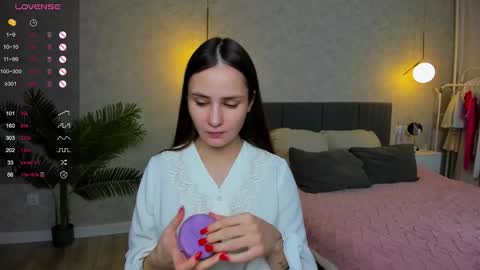 Laura online show from 01.16.26