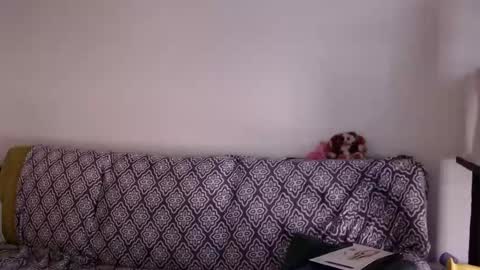 Strawberrylotsacake online show from 11.10.25