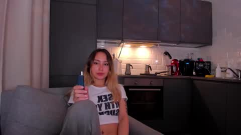 Tati and Lola online show from 10.20.25