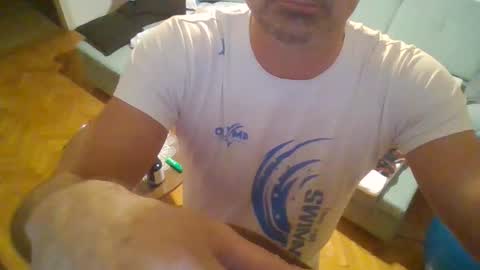 Snapshot of streaml1n3d chatting on 04.18.26 streaml1n3d online show from 04.18.26