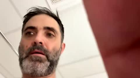 Snapshot of strictdaddy13 chatting on 09.21.25 strictdaddy13 online show from 09.21.25