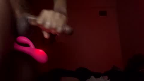 strictlysoloo online show from 01.05.25