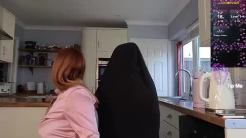 Snapshot of stripmequick chatting on 09.18.25 Amorina online show from 09.18.25