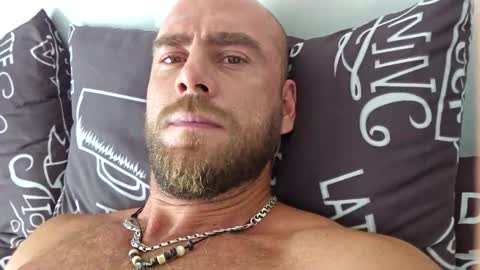 Strong Arni online show from 10.19.25