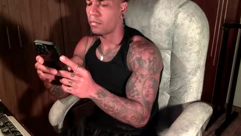 Snapshot of strong_blackboy chatting on 03.03.26 strong blackboy online show from 03.03.26