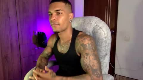 Snapshot of strong_blackboy chatting on 03.13.26 strong blackboy online show from 03.13.26