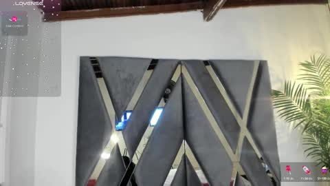 Snapshot of strong_girl_ chatting on 10.14.25 Alexa online show from 10.14.25