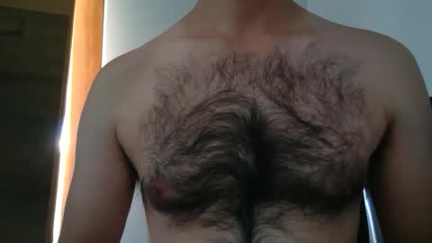 Snapshot of strongandmanly chatting on 01.07.25 Strongandmanly online show from 01.07.25