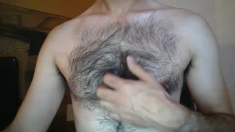 Snapshot of strongandmanly chatting on 01.10.25 Strongandmanly online show from 01.10.25