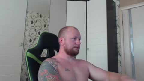 Snapshot of strongass18 chatting on 07.02.26 Alex online show from 07.02.26