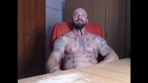 Snapshot of strongivan chatting on 06.29.26 StrongIvan online show from 06.29.26