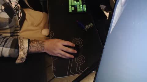 stud69861714 online show from 09.15.25