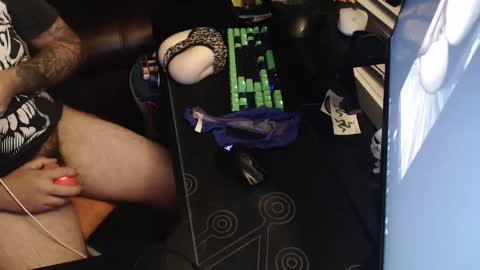 stud69861714 online show from 10.24.25