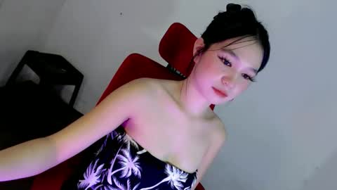 Snapshot of stunning_floriexx chatting on 05.26.26 IM FLORIE online show from 05.26.26