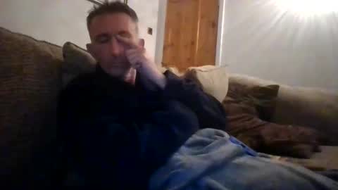 Snapshot of stuuuey73 chatting on 04.28.26 stuuuey73 online show from 04.28.26