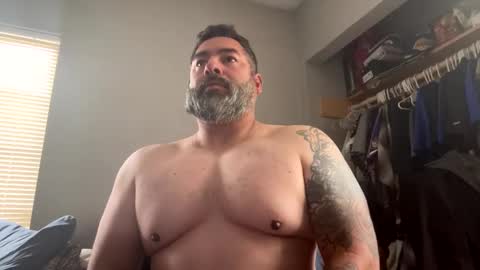 Snapshot of suavecito67 chatting on 05.17.26 suavecito67 online show from 05.17.26