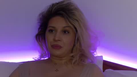 Carla online show from 09.26.25