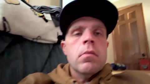 Snapshot of submissivebrett373 chatting on 10.28.25 submissivebrett373 online show from 10.28.25