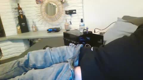 submissivguy online show from 12.17.24
