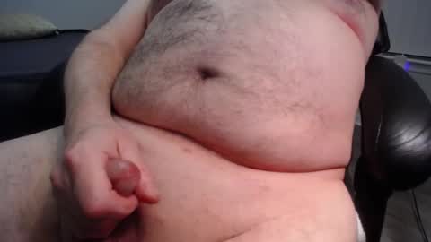 Snapshot of subswichuser00060960 chatting on 12.17.24 subswitchuser online show from 12.17.24