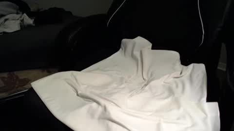 Snapshot of subswichuser00060960 chatting on 01.06.25 subswitchuser online show from 01.06.25