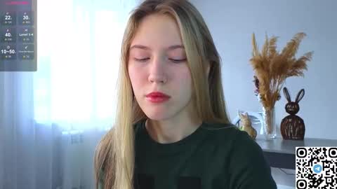 Snapshot of succubelle chatting on 10.24.25 Eda online show from 10.24.25