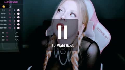 succubus_leslie online show from 11.19.25