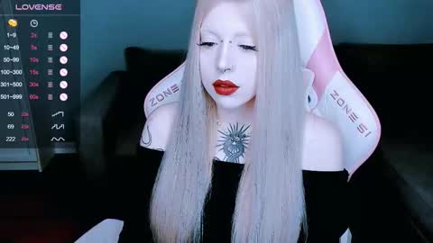 succubus_leslie online show from 12.15.25